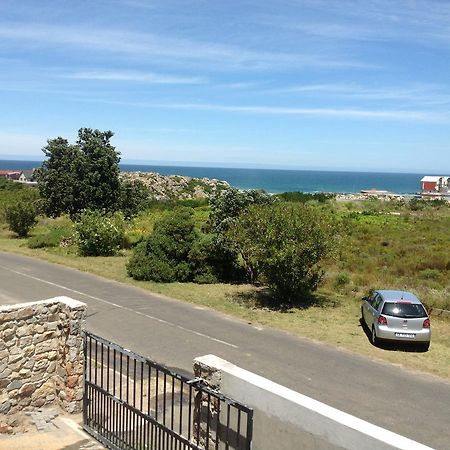 Le Reive Holiday Home Kleinmond Bagian luar foto