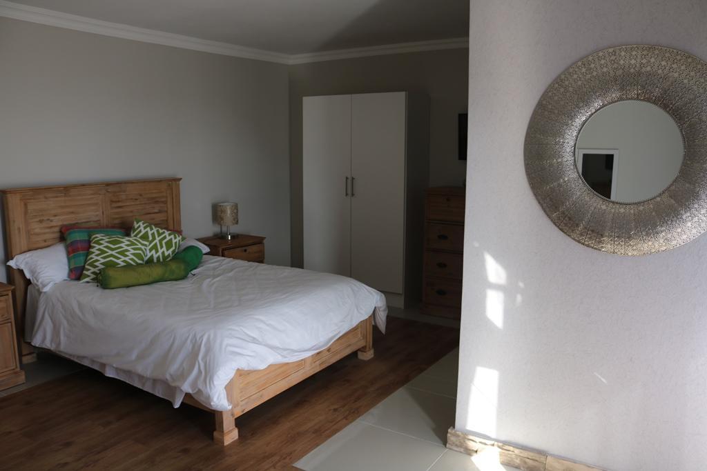 Le Reive Holiday Home Kleinmond Bagian luar foto